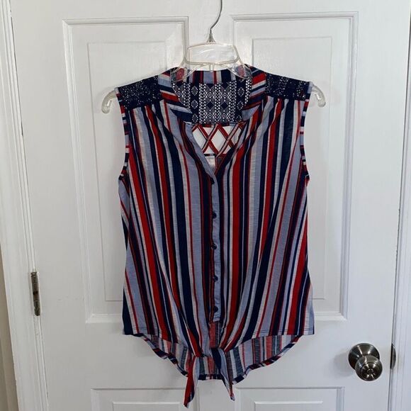 🔥3/$20🔥 No Boundaries tie front button up tank size L - Picture 1 of 10